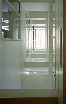 có nên đánh lô đề không